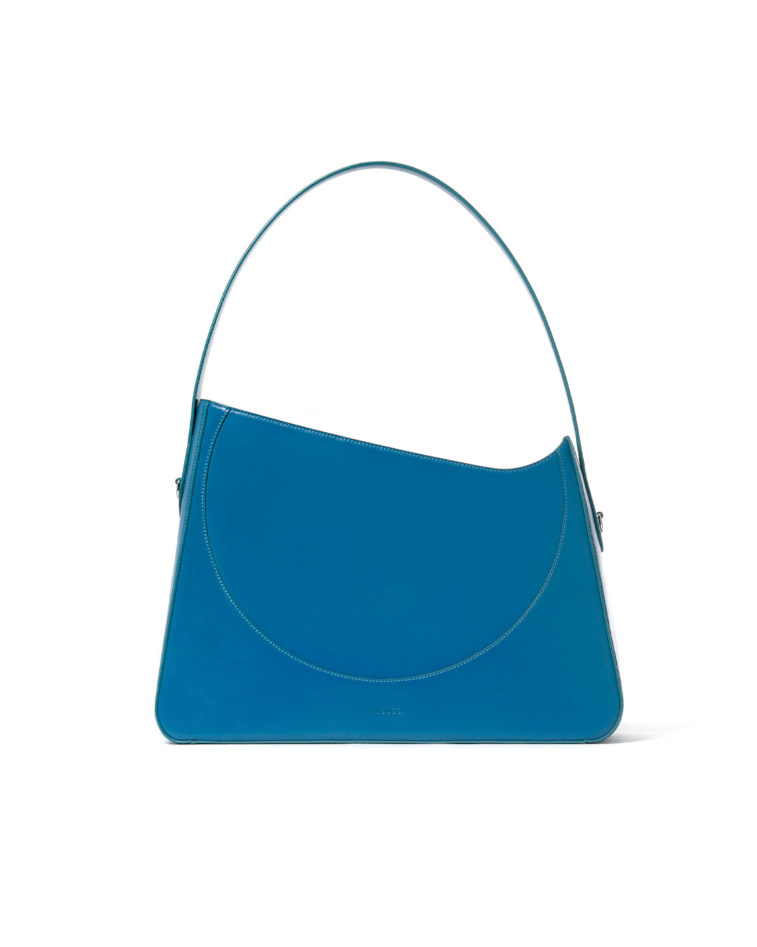 09.24 Maxi in light blue, discover the maxi shoulder bag by Micucci Milano.
